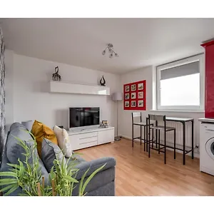  Apartment Jubilee Heights United Kingdom