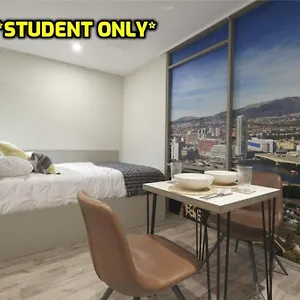  Apartment Zeni United Kingdom